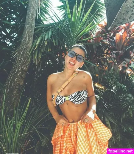 Ella Ding OnlyFans Thumbnail #ijsbQ4CqCw