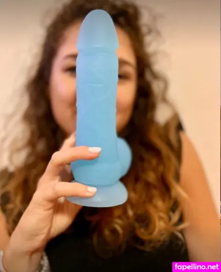 Ella Dream OnlyFans Thumbnail #d5tTsOessm