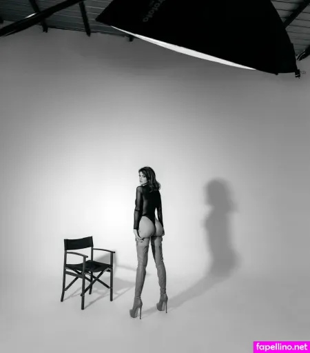 Ella Dvornik OnlyFans Thumbnail #ICCBOPKgSK