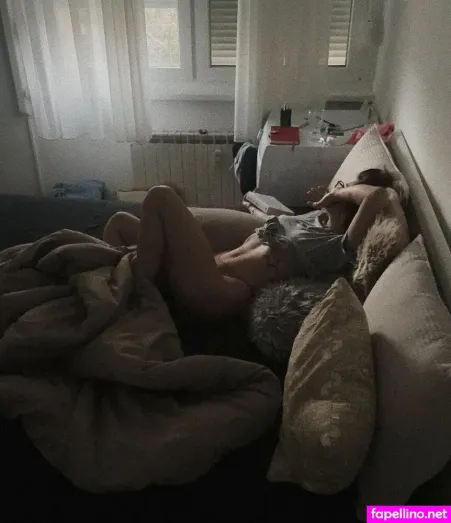 Ella Dvornik OnlyFans Thumbnail #ihbUYm4UCL