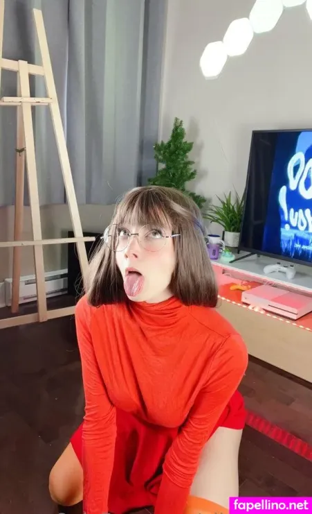 Ella Elvin OnlyFans Thumbnail #QvBwwY2O0o