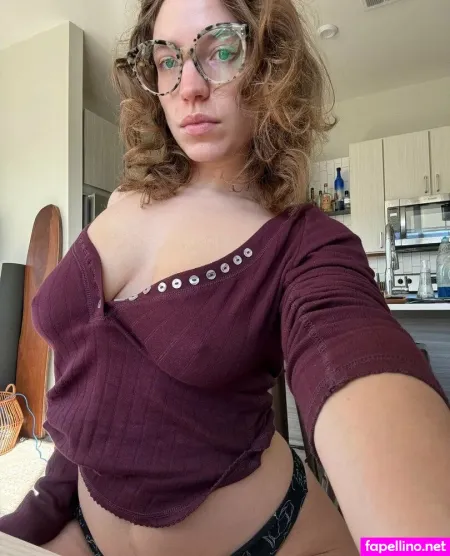 Ella Enchanted 4 OnlyFans Thumbnail #1sxasmYAfE