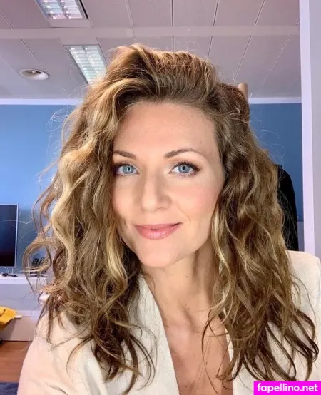 Ella Endlich OnlyFans Thumbnail #HJlnyYtsKH