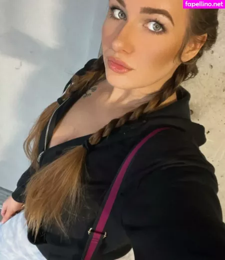 Ella Estrid OnlyFans Thumbnail #kOPGpw8dK5