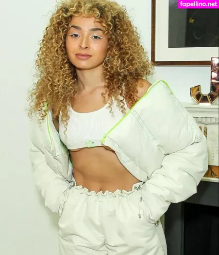 Ella Eyre OnlyFans Thumbnail #ylNZ70kWUw