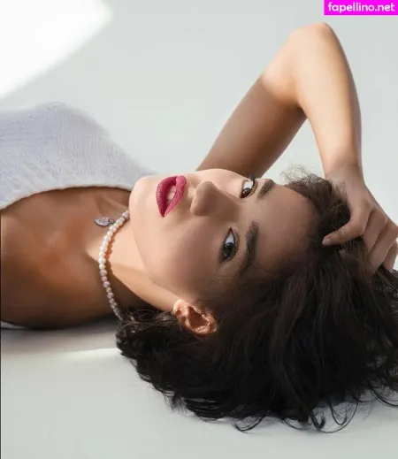 Ella Flare OnlyFans Thumbnail #1Fp7ZBcomY