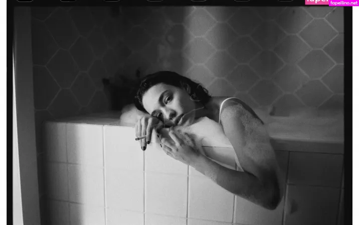 Ella Flare OnlyFans Thumbnail #WIXmgt46U2