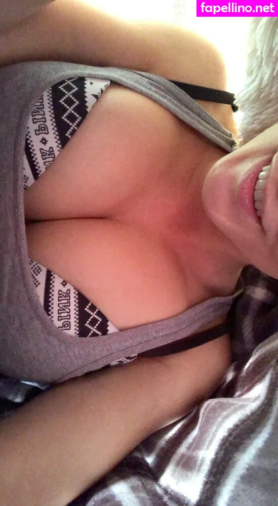 ella_foxx, secret_girlfriend Nude Leaked OnlyFans Photo #LudTHAlIwK