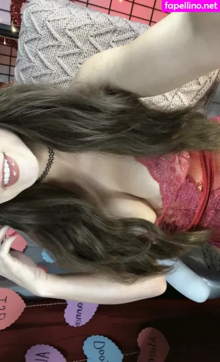 Ella Foxx OnlyFans Thumbnail #urYcxII2nn