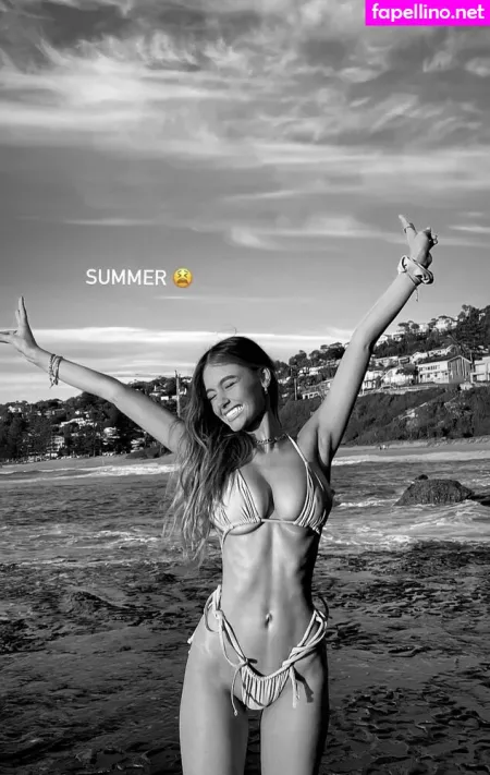 Ella Grace Cervetto OnlyFans Thumbnail #9RPgRw8lMR
