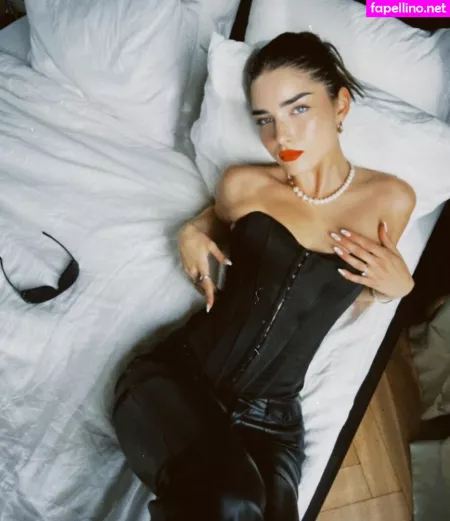 Ella Grossman OnlyFans Thumbnail #eep0tdq4aw