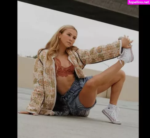 Ella Horan OnlyFans Thumbnail #fFynBSHi0h