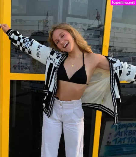 Ella Horan OnlyFans Thumbnail #j3E34Or3KH