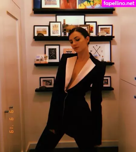 Ella Hunt OnlyFans Thumbnail #7lllN0FMgd