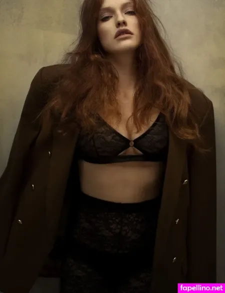 Ella June Henrard OnlyFans Thumbnail #DoTun54XtW