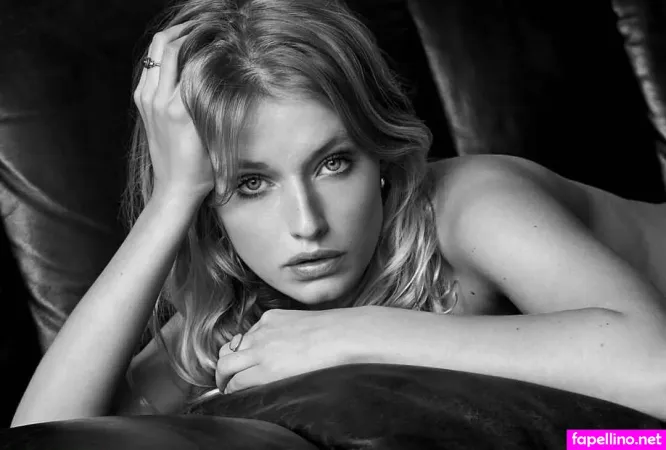 Ella June Henrard OnlyFans Thumbnail #fLnZkfbgMX