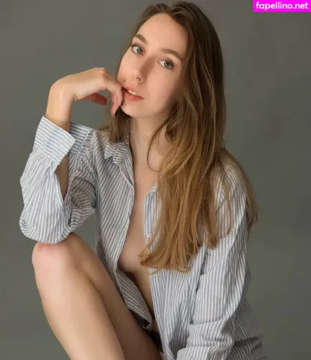 Ella Kosov OnlyFans Thumbnail #B7XQVdOxrZ