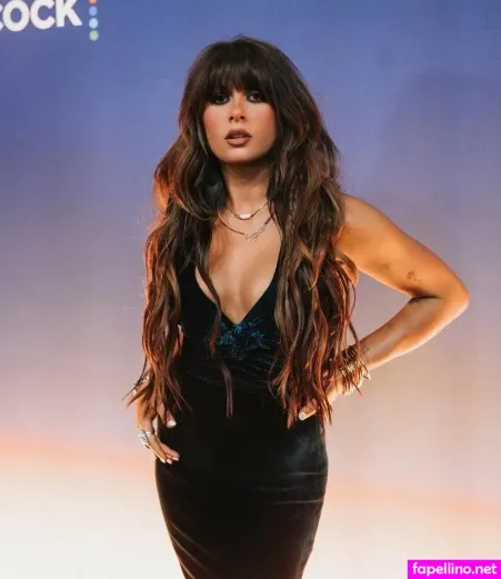 Ella Langley OnlyFans Thumbnail #9dmTG3bQe7