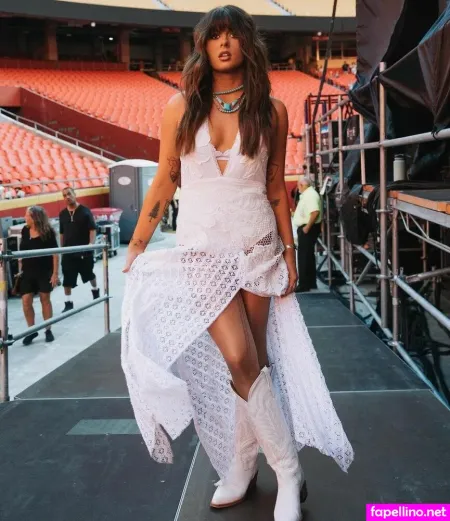 Ella Langley OnlyFans Thumbnail #bXTIbcSNEn