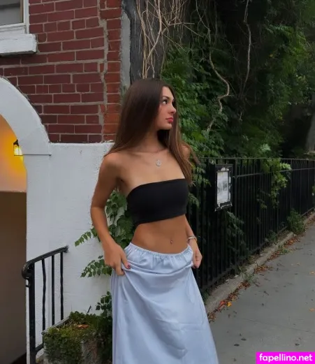 Ella Makvandi OnlyFans Thumbnail #YQOe4nly9w