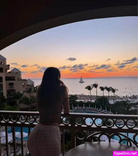 Ella Makvandi OnlyFans Thumbnail #oFRa9uKEYi