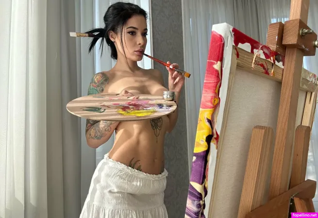 Ella Malina Main Profile Photo