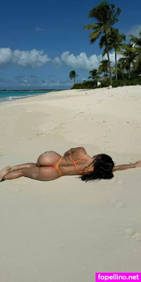 Ella Mancini OnlyFans Thumbnail #GUIPyiU5bo