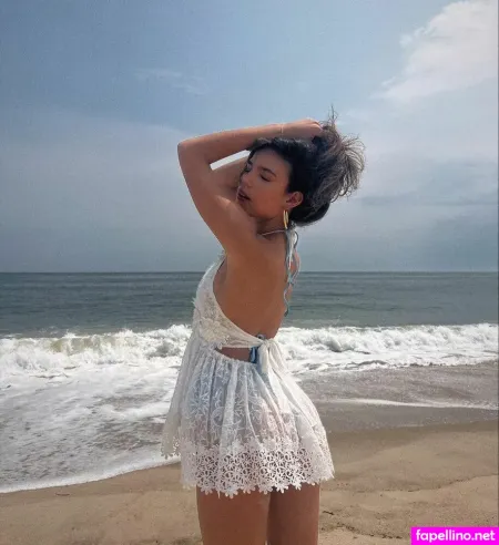 Ella Mendelsohn OnlyFans Thumbnail #d8vDSLitim