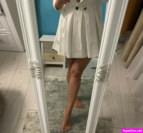 Ella Mom OnlyFans Thumbnail #Hl5OR1N6ko