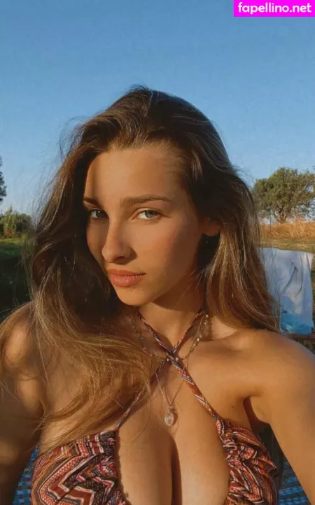 Ella Netzer OnlyFans Thumbnail #ZfWc6xY0df