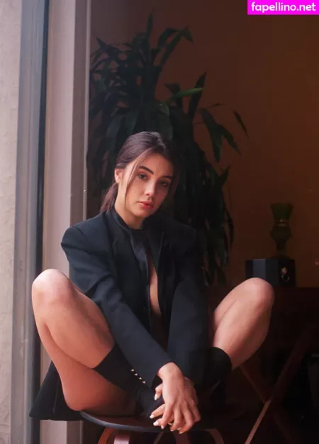 Ella Orten OnlyFans Thumbnail #NfeKmN7bcm