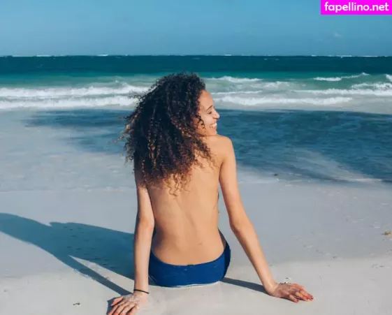 Ella Rae Smith OnlyFans Thumbnail #2JGxxeTUL0