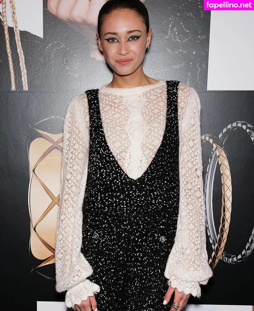 ellaraesmith, ellasmith Nude Leaked OnlyFans Photo #VcFlgfMGCJ