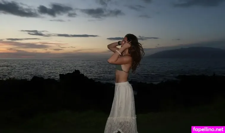 Ella Rene Main Profile Photo