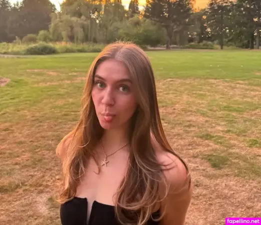 Ella Rene OnlyFans Thumbnail #nMcrIHqfX3