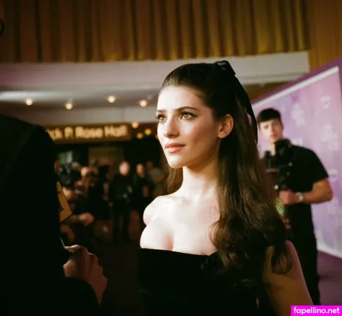 Ella Rubin OnlyFans Thumbnail #jfPEUM82ku