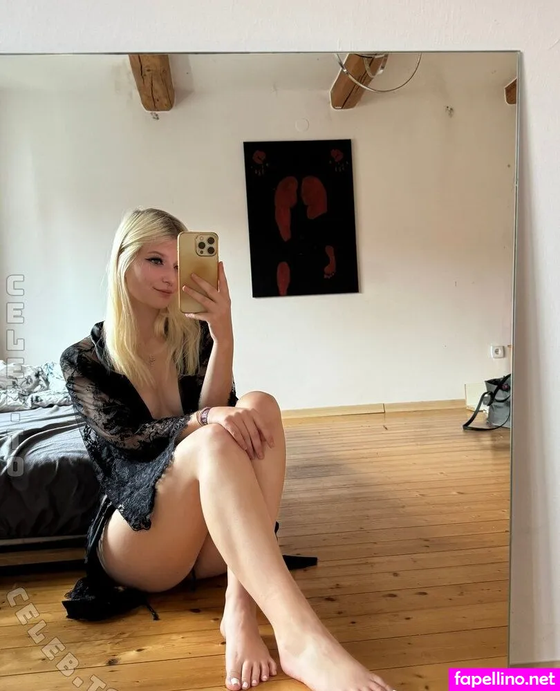 ella.star25, sxphxa25 Nude Leaked OnlyFans Photo #DURIZrLbB1