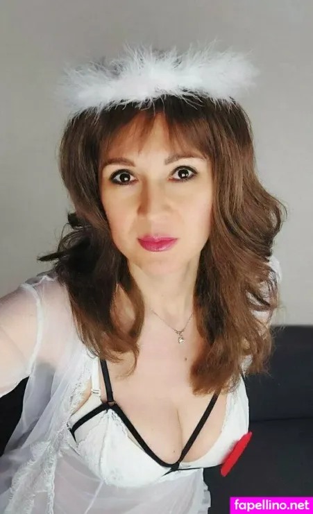 Ella Tatti OnlyFans Thumbnail #zFJ9xnwwdv