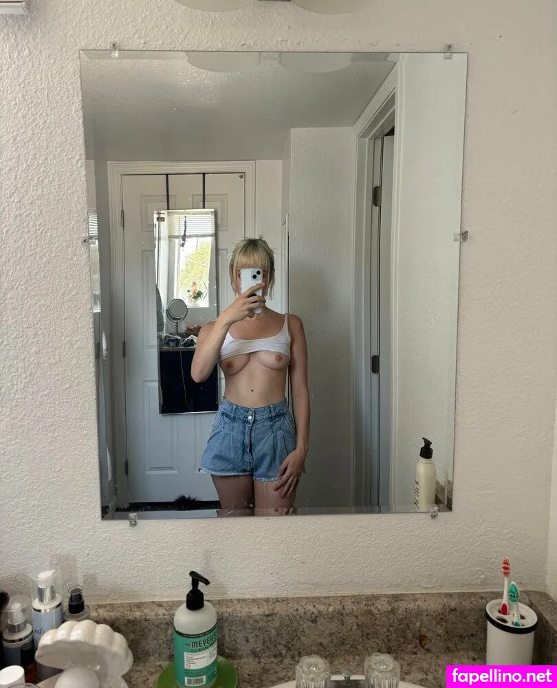 ellabeefreshman, ellamberman Nude Leaked OnlyFans Photo #4UImcG5iBl