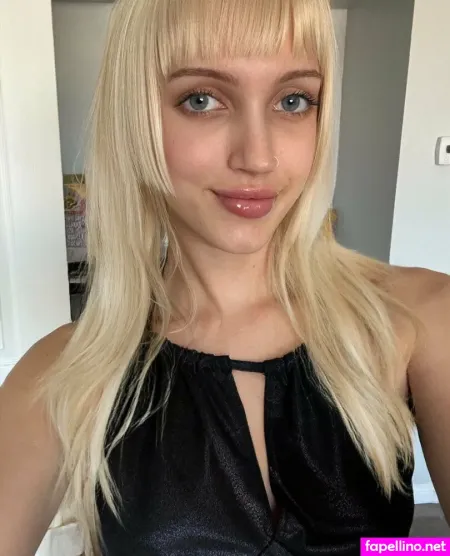 Ellabeefreshman OnlyFans Thumbnail #EbORwknZWm