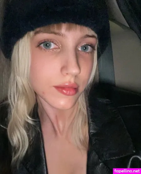 Ellabeefreshman OnlyFans Thumbnail #kbgH8ALDG1