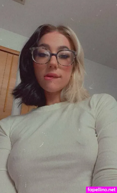 Elladevilfree OnlyFans Thumbnail #ebgAgNWSKV