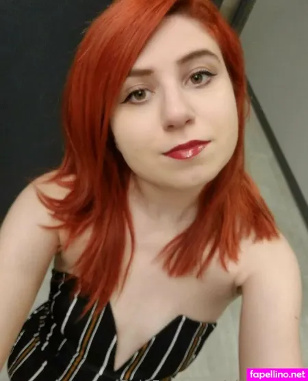 Elladonella OnlyFans Thumbnail #zmORY4xRwT