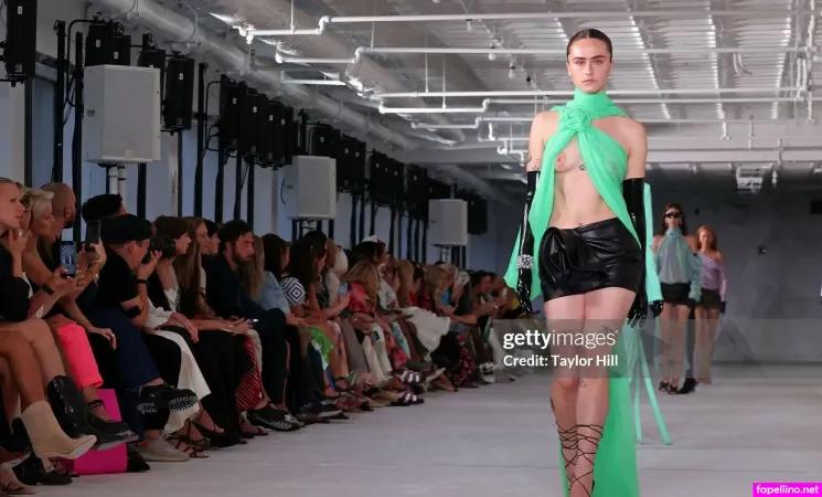 Ellaemhoff OnlyFans Thumbnail #ab1tASWkg3