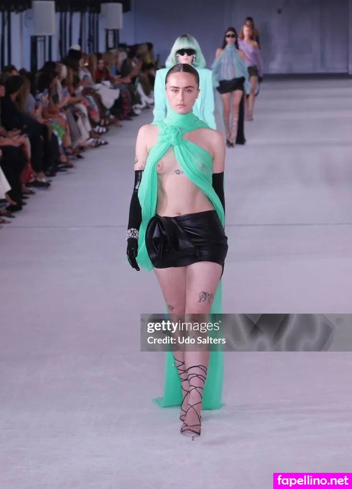 ellaemhoff Nude Leaked OnlyFans Photo #g6KI6n7jCB