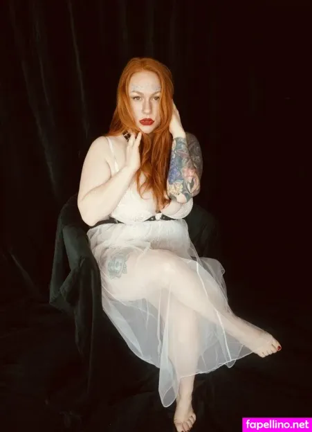 Ellafuchsfree OnlyFans Thumbnail #IU8p3msZLS