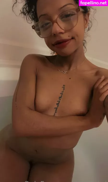 Ellagabri OnlyFans Thumbnail #y9Brr7qI4U