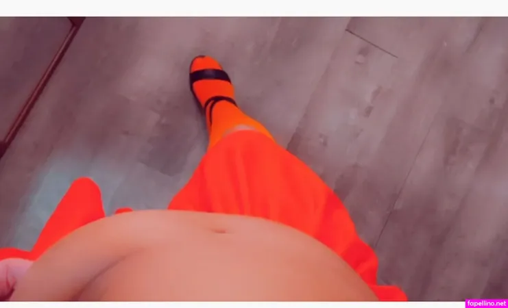 Ellament OnlyFans Thumbnail #GzZhqjQkOs