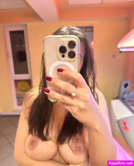 Ellamom OnlyFans Thumbnail #bjRuTxtRTm