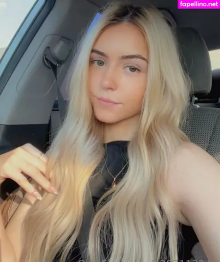 Ellamoorepls OnlyFans Thumbnail #713bVFKB4L